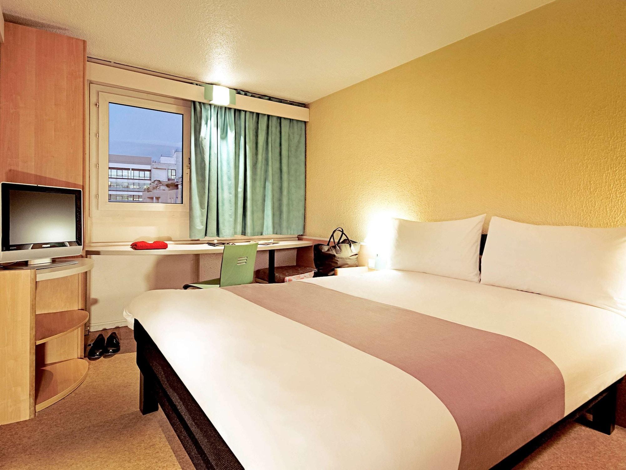 Hotel ibis Setubal Bagian luar foto