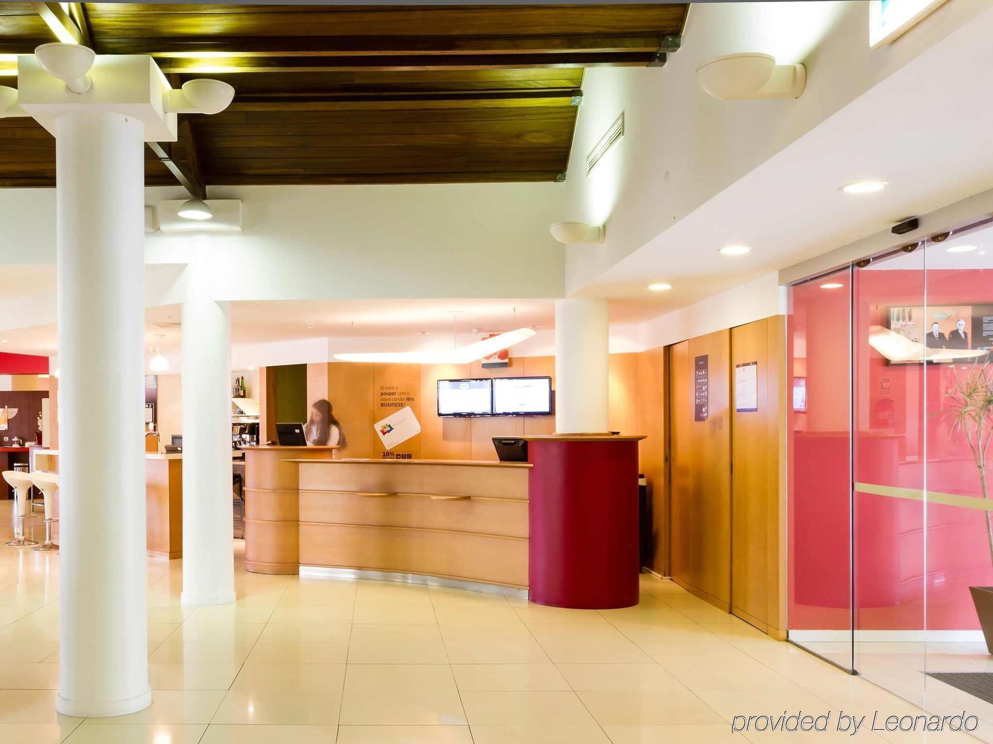 Hotel ibis Setubal Bagian luar foto