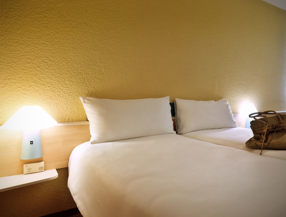 Hotel ibis Setubal Bagian luar foto