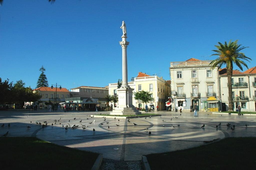 Hotel ibis Setubal Bagian luar foto